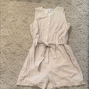 Nine West Sleeveless Beige Button-Up Romper with tie belt **BUNDLE*